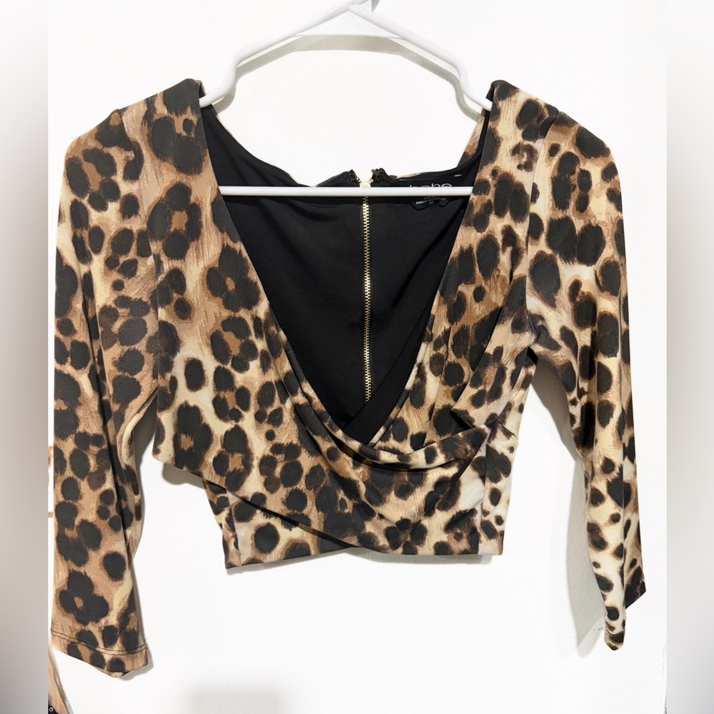 Leopard Print V-Neck Women's Top